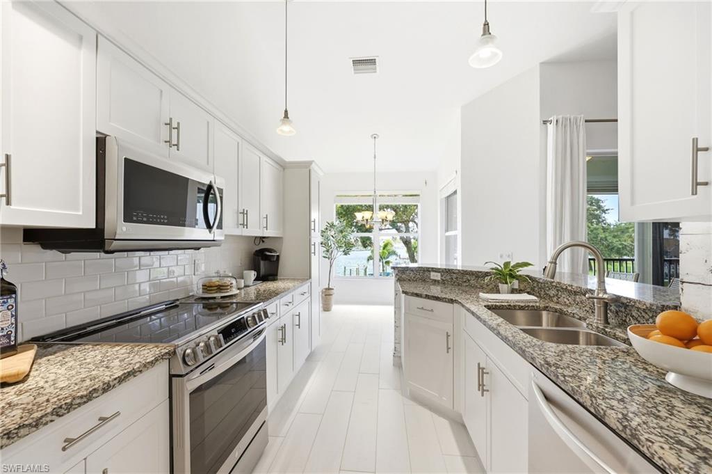 275 Cays Dr 2208 Property Photo 14