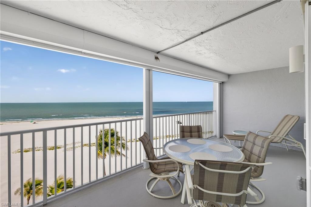 2560 Estero Blvd 5c Property Photo 1