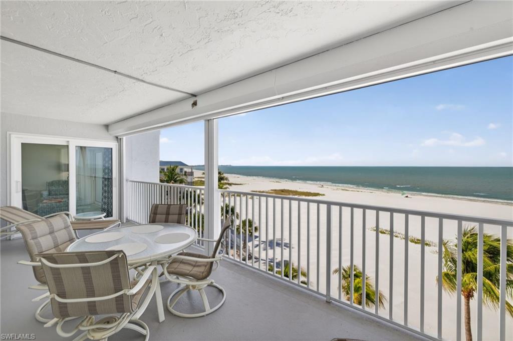 2560 Estero Blvd 5c Property Photo 2