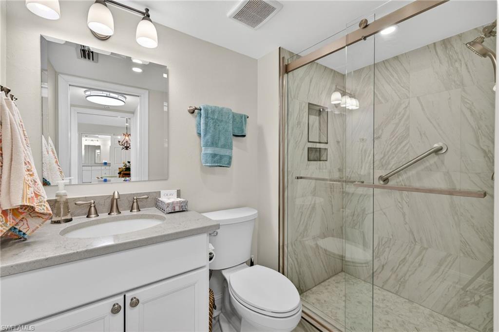 2560 Estero Blvd 5c Property Photo 23