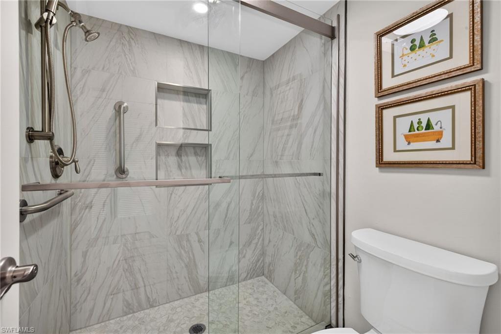 2560 Estero Blvd 5c Property Photo 28