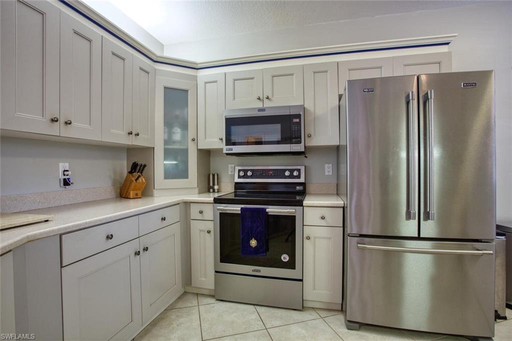 8365 Excalibur Cir K6 Property Photo 6