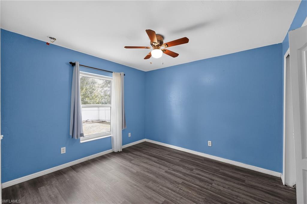1624 33rd St Property Photo 11
