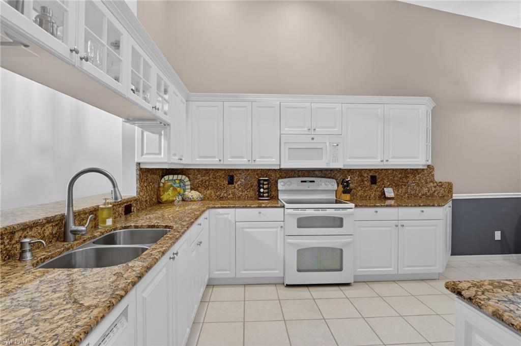 314 Stella Maris Dr S Property Photo 16