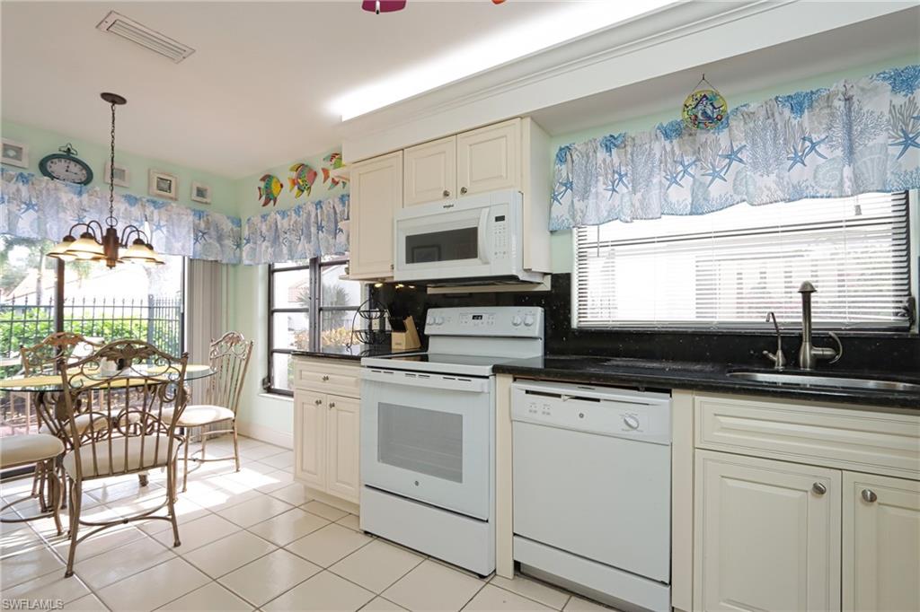 549 Beachwalk Cir Property Photo 8