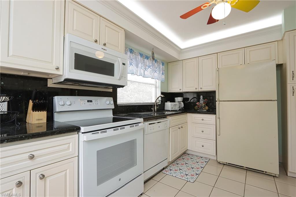 549 Beachwalk Cir Property Photo 9