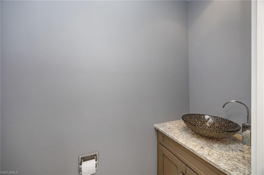 5429 Cove Cir 109 Property Photo 11