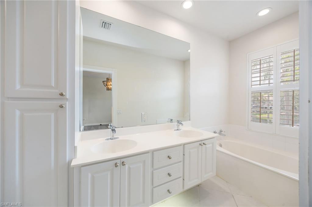 5429 Cove Cir 109 Property Photo 14
