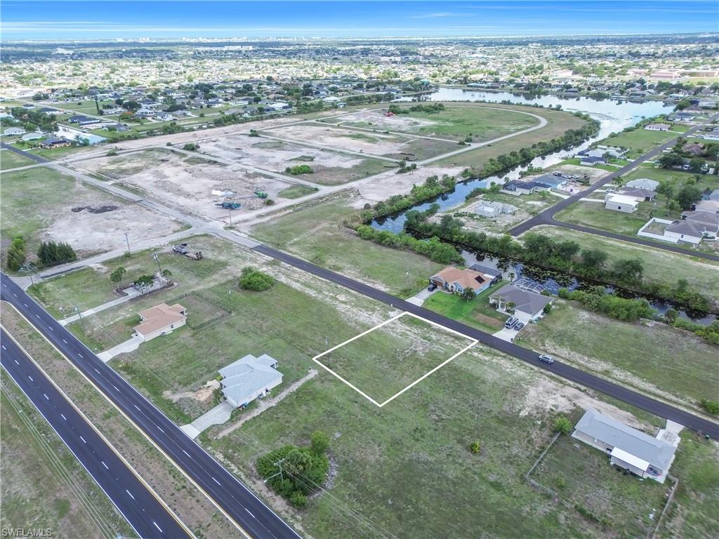 1011 23rd Ter Property Photo 8