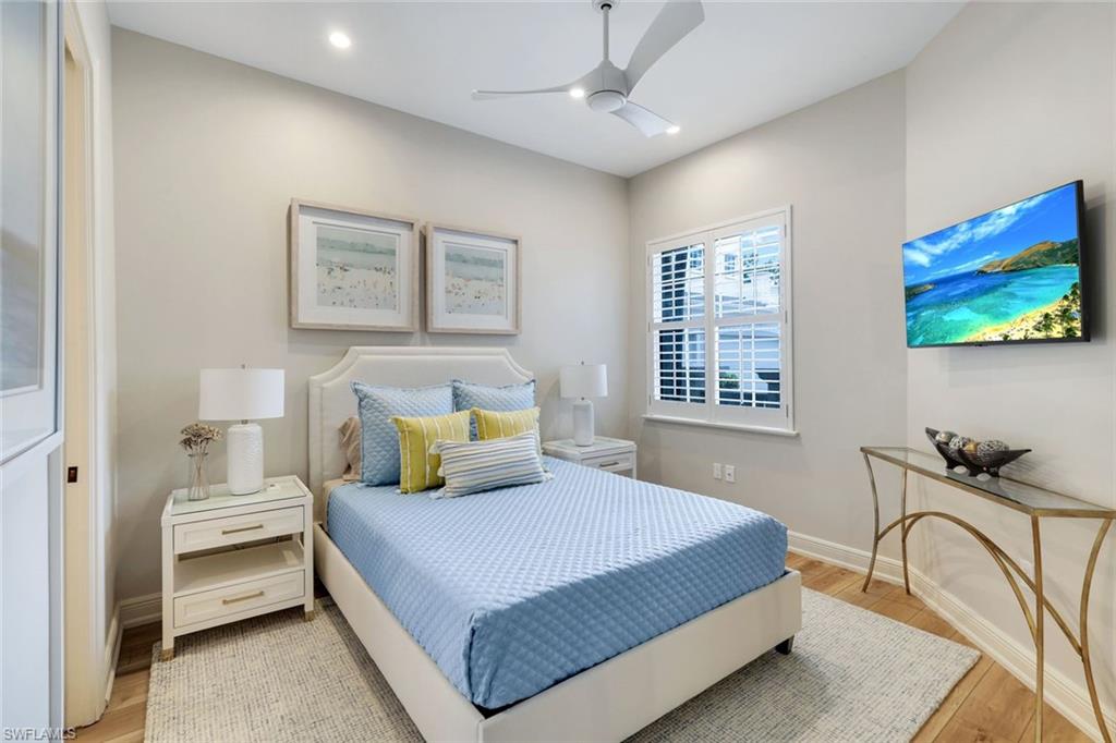 588 Avellino Isles Cir 20101 Property Photo 22