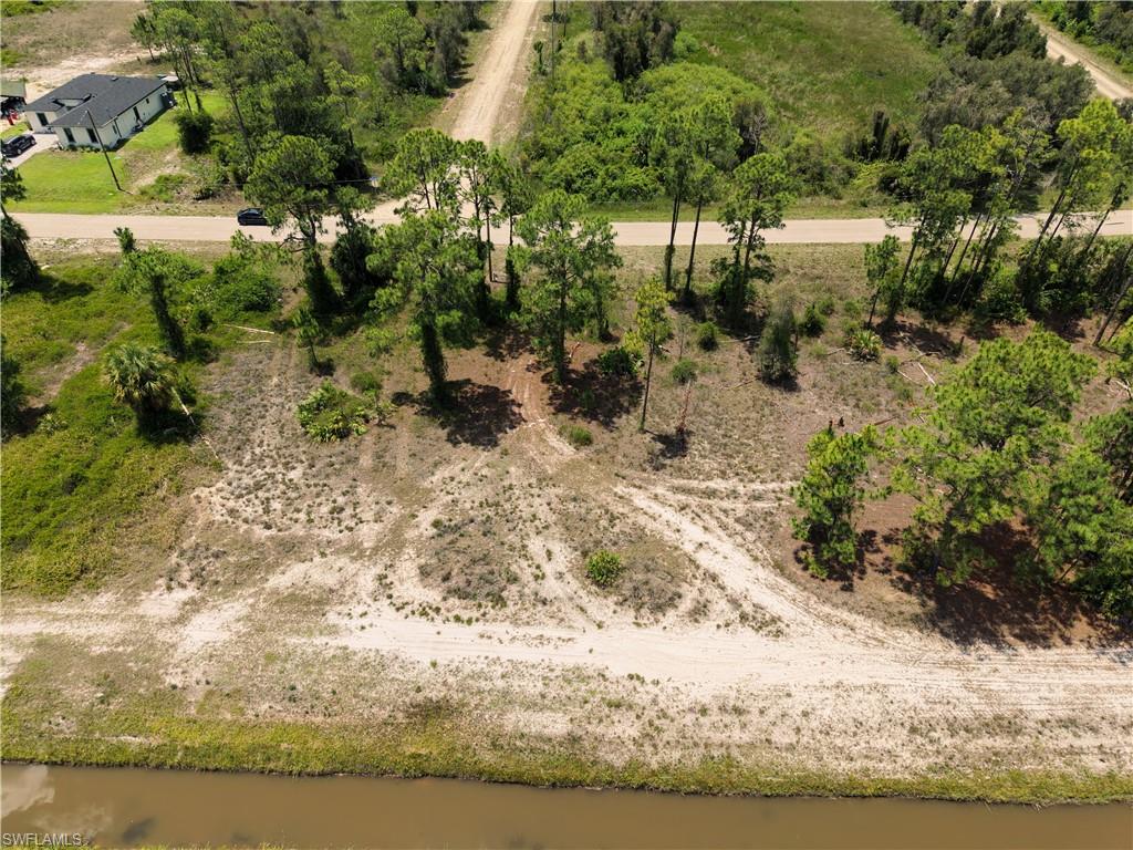 1041 Coleridge St Property Photo 8