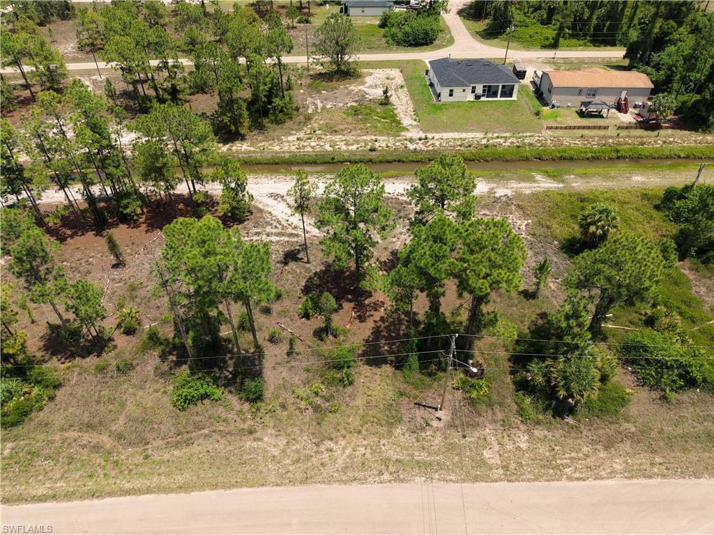 1041 Coleridge St Property Photo 9
