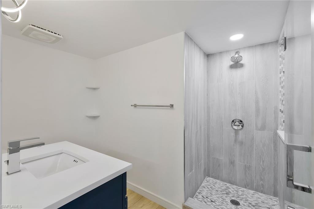 4044 62nd Ave Ne Property Photo 15
