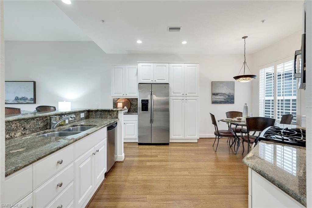 9255 Museo Cir 102 Property Photo 12