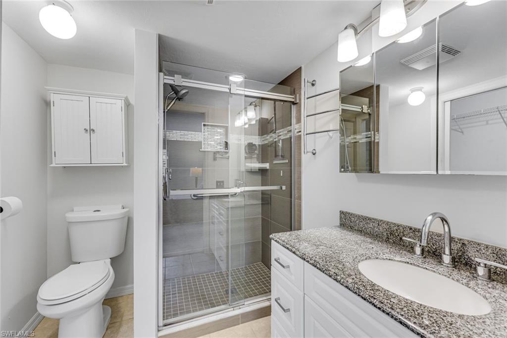 225 Robin Hood Cir 101 Property Photo 11