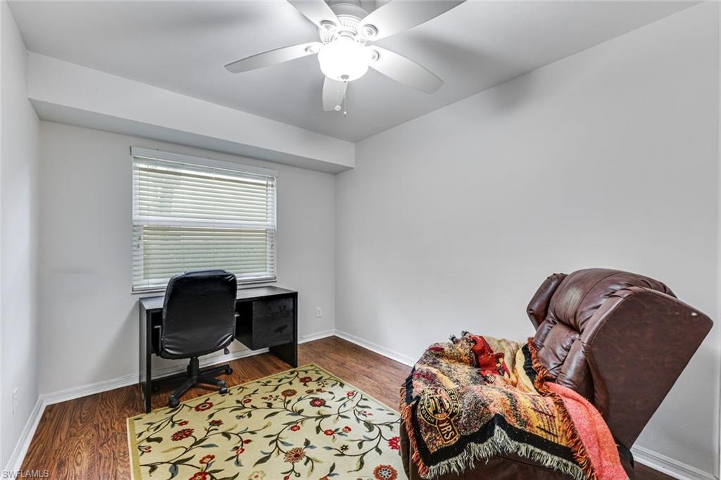 225 Robin Hood Cir 101 Property Photo 14