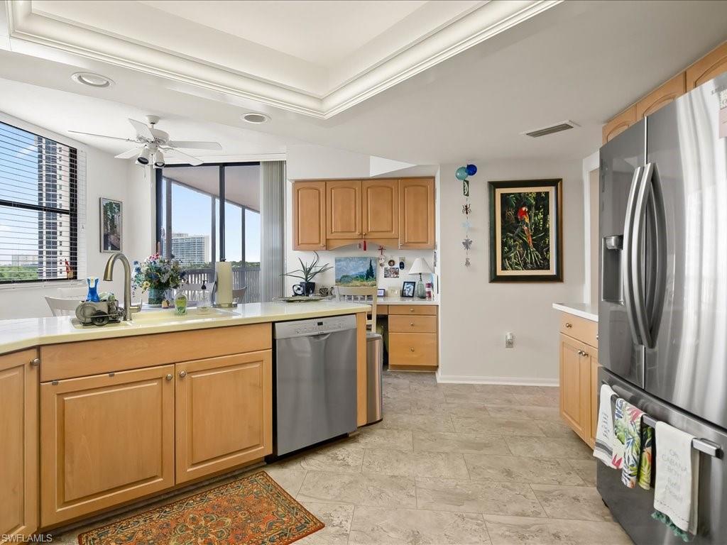 6075 Pelican Bay Blvd 506 Property Photo 8