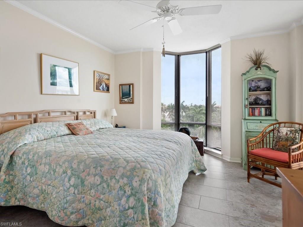 6075 Pelican Bay Blvd 506 Property Photo 20