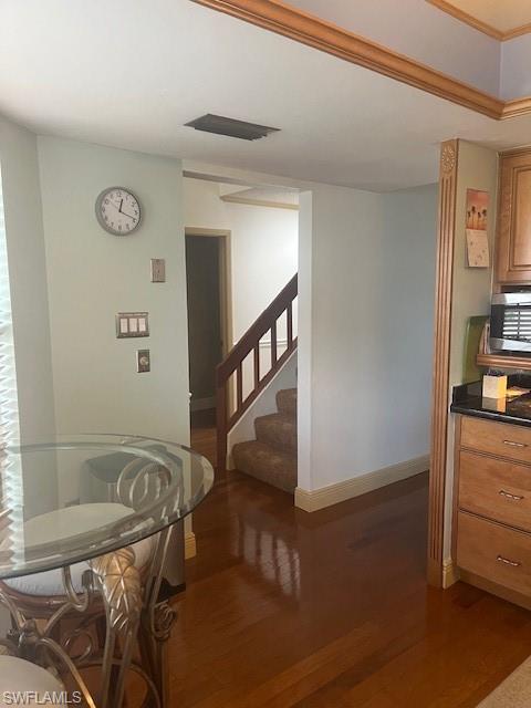 840 Meadowland Dr J Property Photo 6