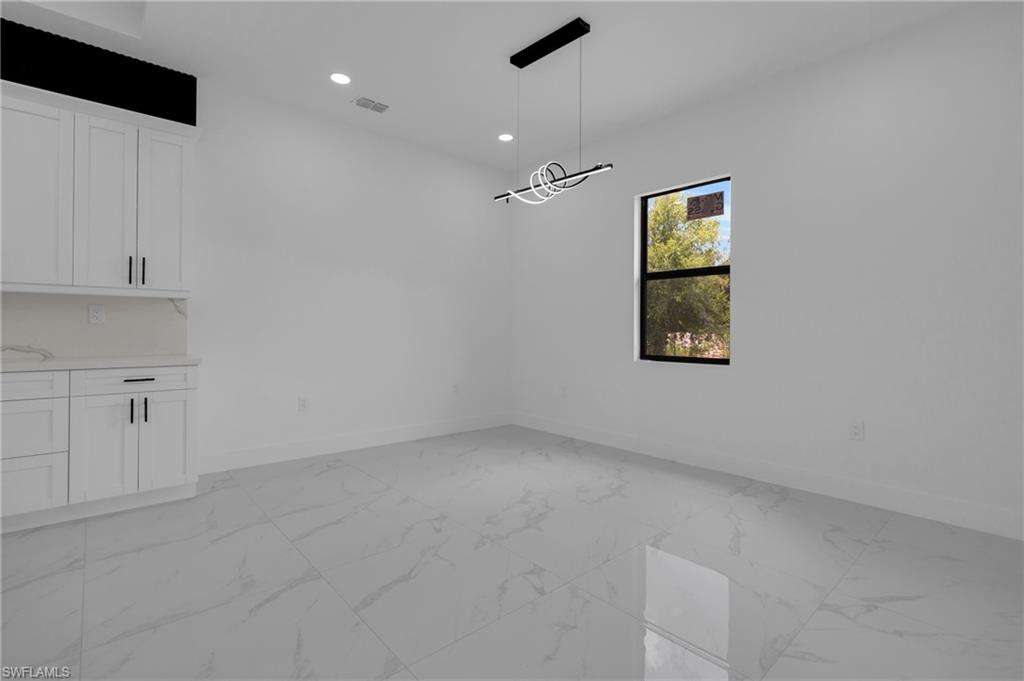2909 Dora Ave N Property Photo 15