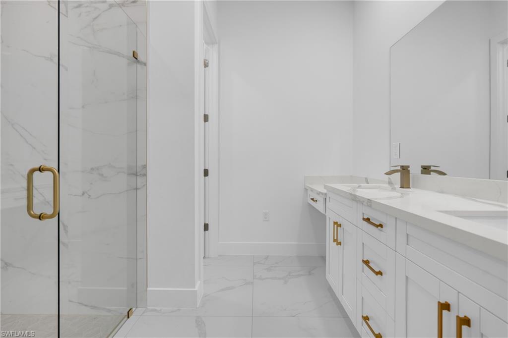 2909 Dora Ave N Property Photo 19