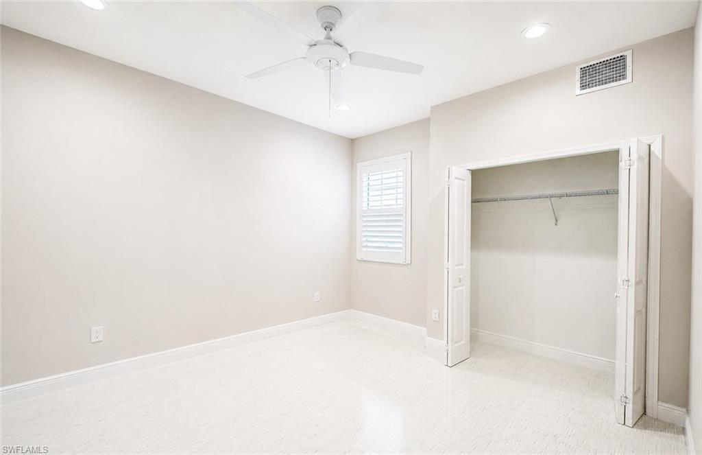 2620 Seychelles Cir 1302 Property Photo 24