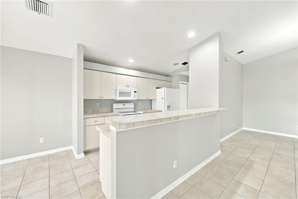 25925 Pebblecreek Dr Property Photo 8