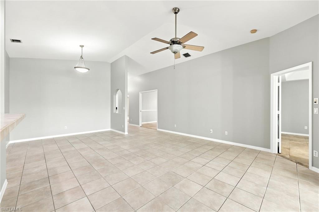 25925 Pebblecreek Dr Property Photo 10