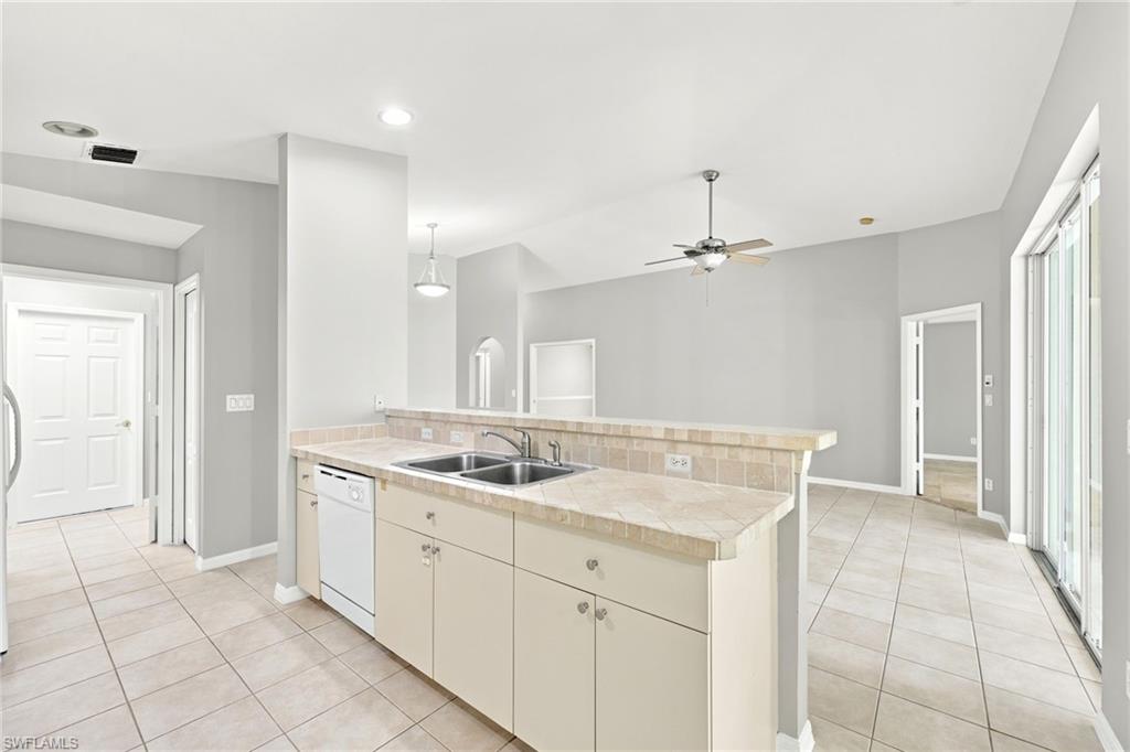 25925 Pebblecreek Dr Property Photo 12