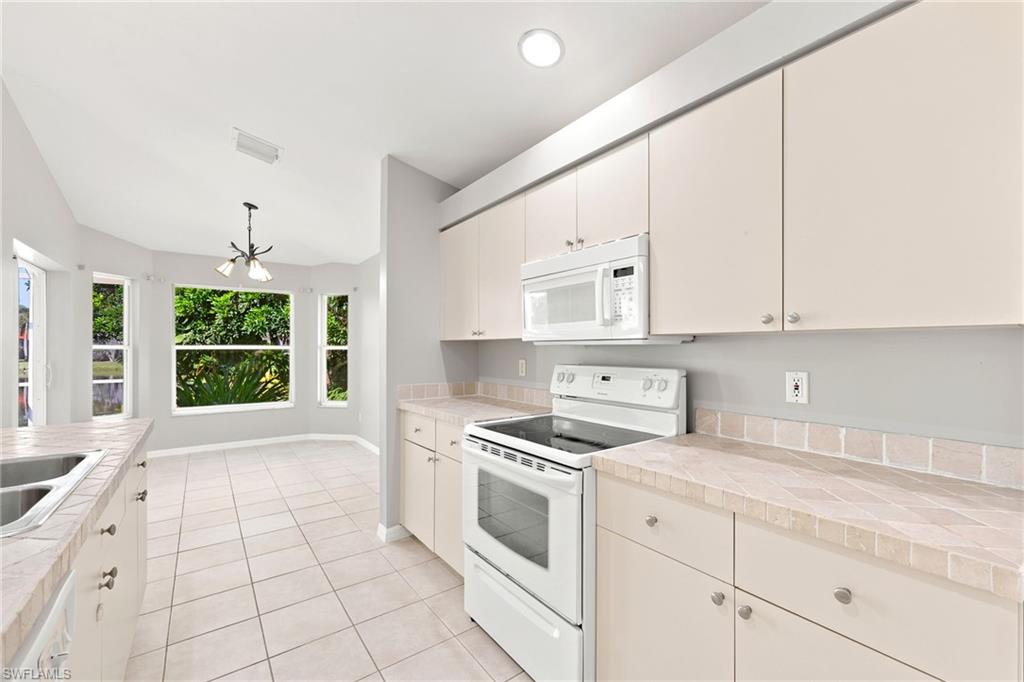 25925 Pebblecreek Dr Property Photo 13