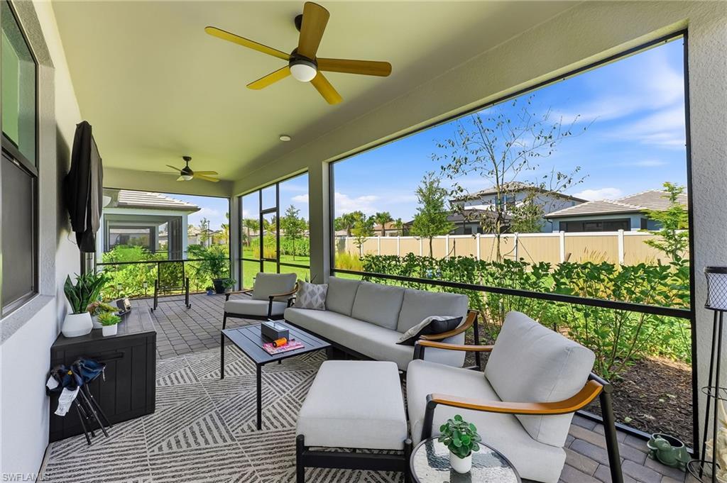 24882 Marina Del Ray Dr Property Photo 2