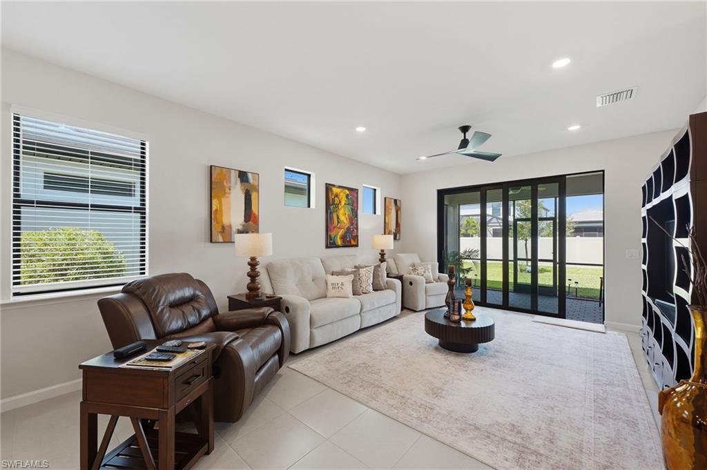 24882 Marina Del Ray Dr Property Photo 18