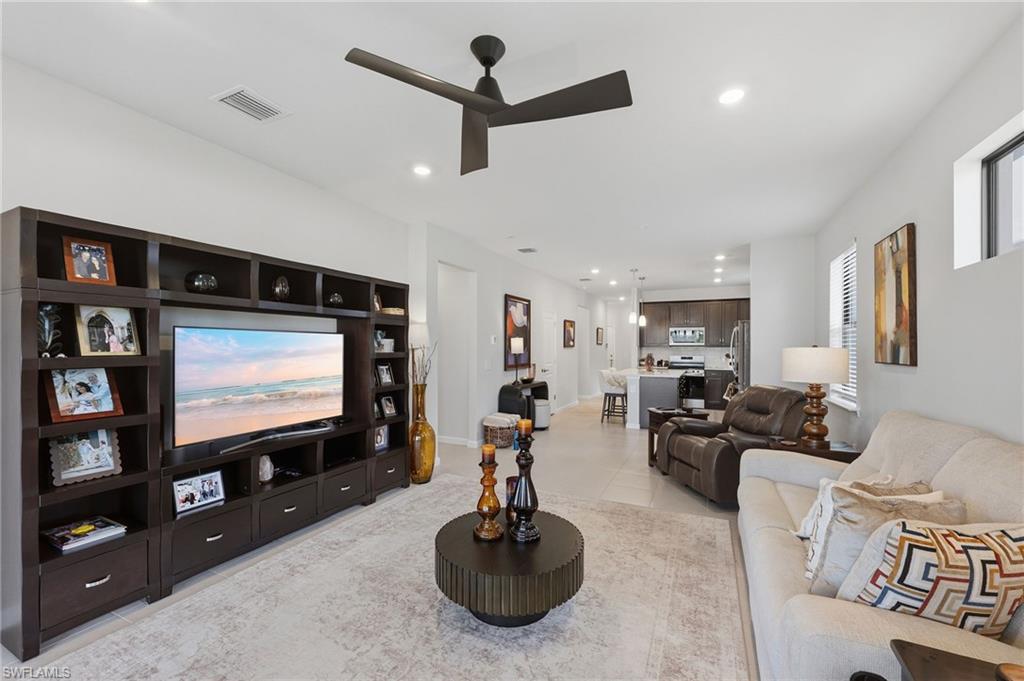 24882 Marina Del Ray Dr Property Photo 20