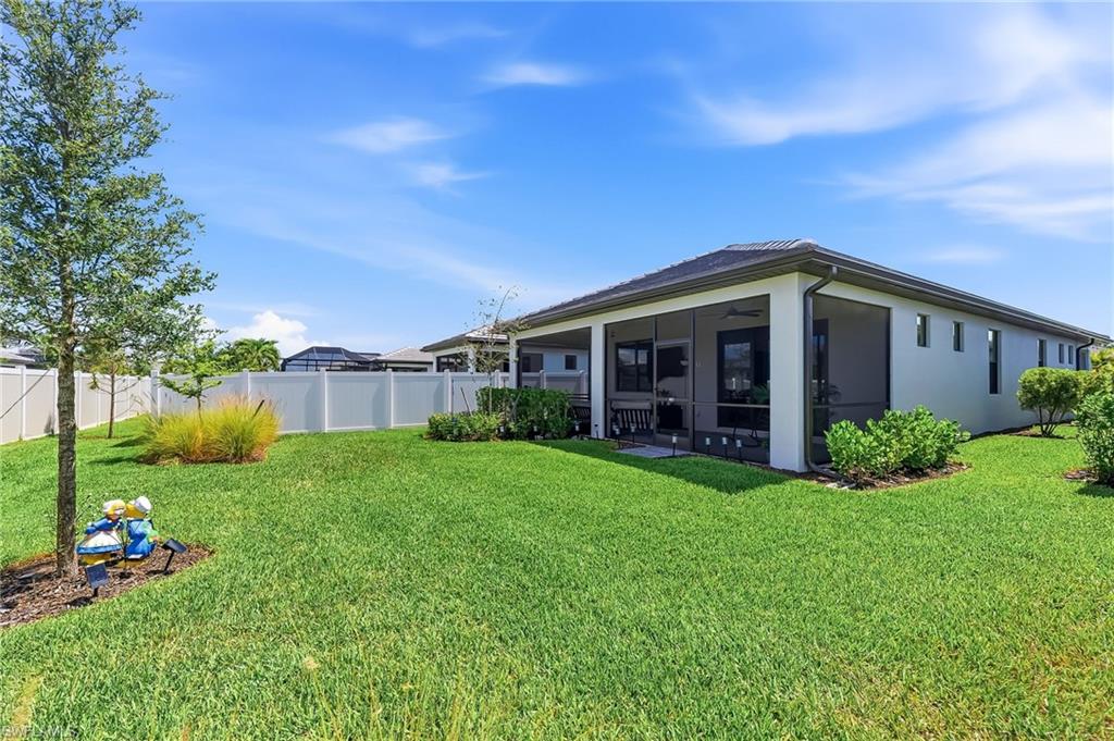 24882 Marina Del Ray Dr Property Photo 35