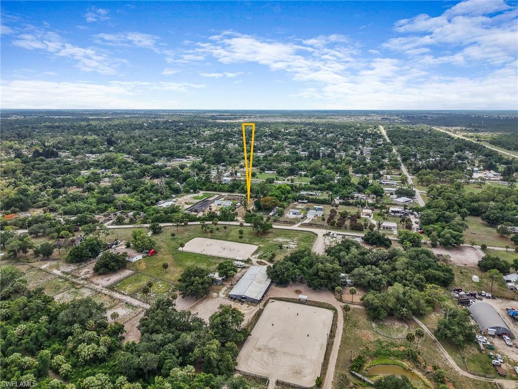 17761 Shelby Ln Property Photo 2