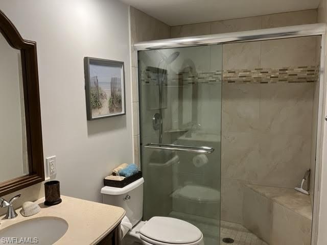 64 4th St D104 Property Photo 11