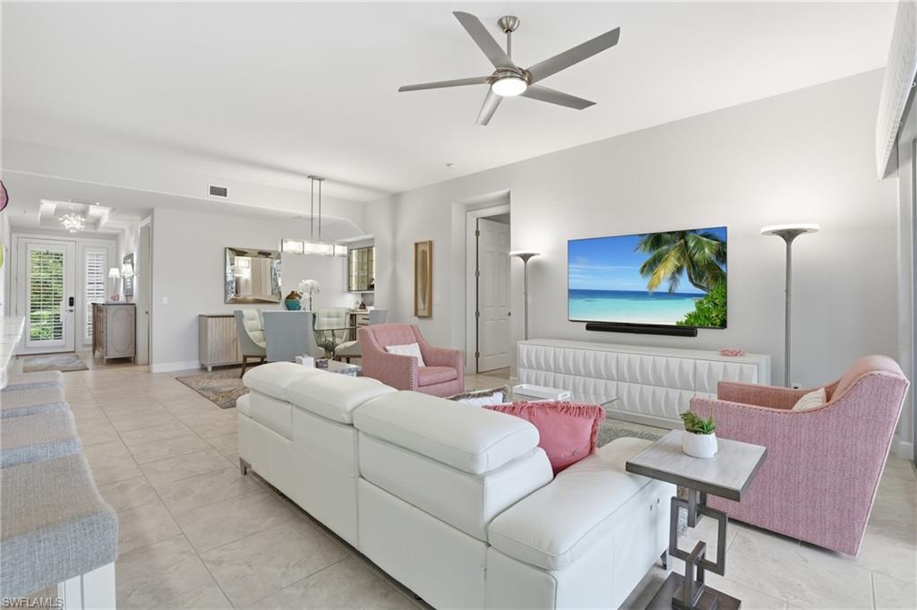 8066 Signature Club Cir 102 Property Photo 17