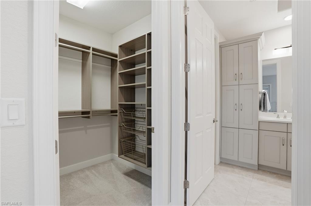 8066 Signature Club Cir 102 Property Photo 26