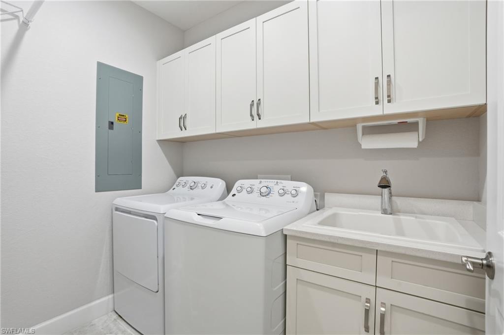 8066 Signature Club Cir 102 Property Photo 36