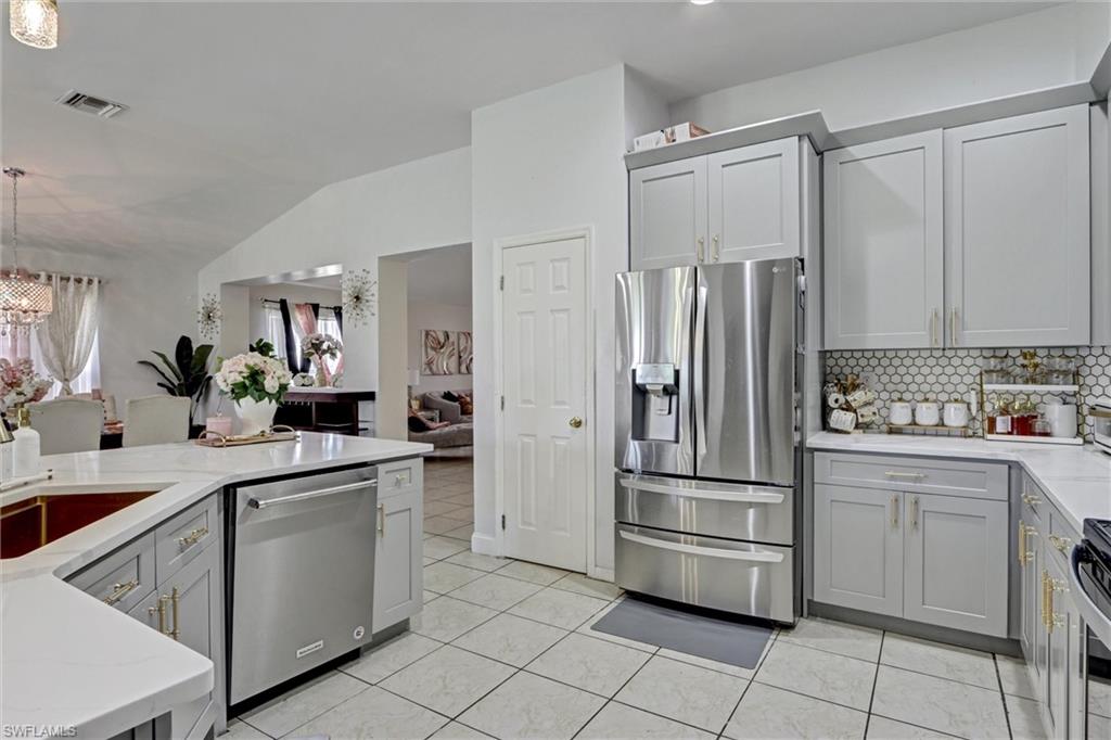 18330 Beauty Berry Ct Property Photo 7