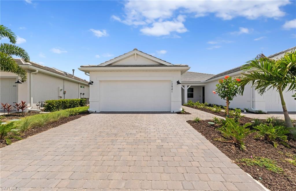 12441 Dolomite Way Property Photo 3