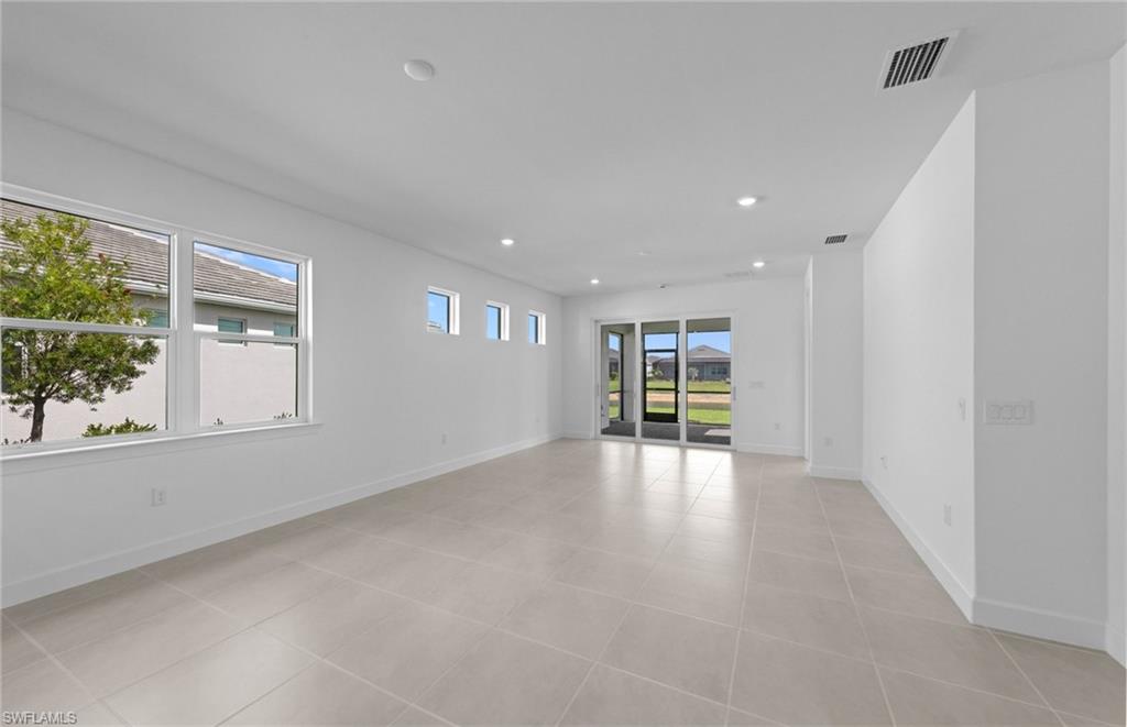 12441 Dolomite Way Property Photo 12