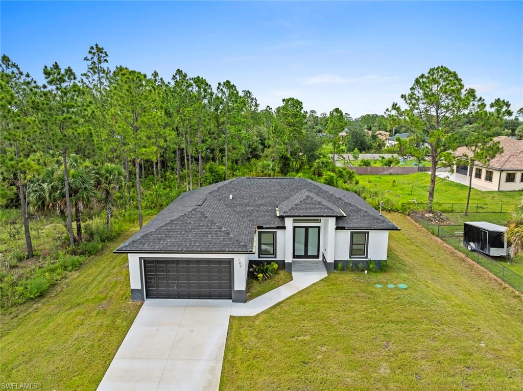 103 6th St Property Photo 2