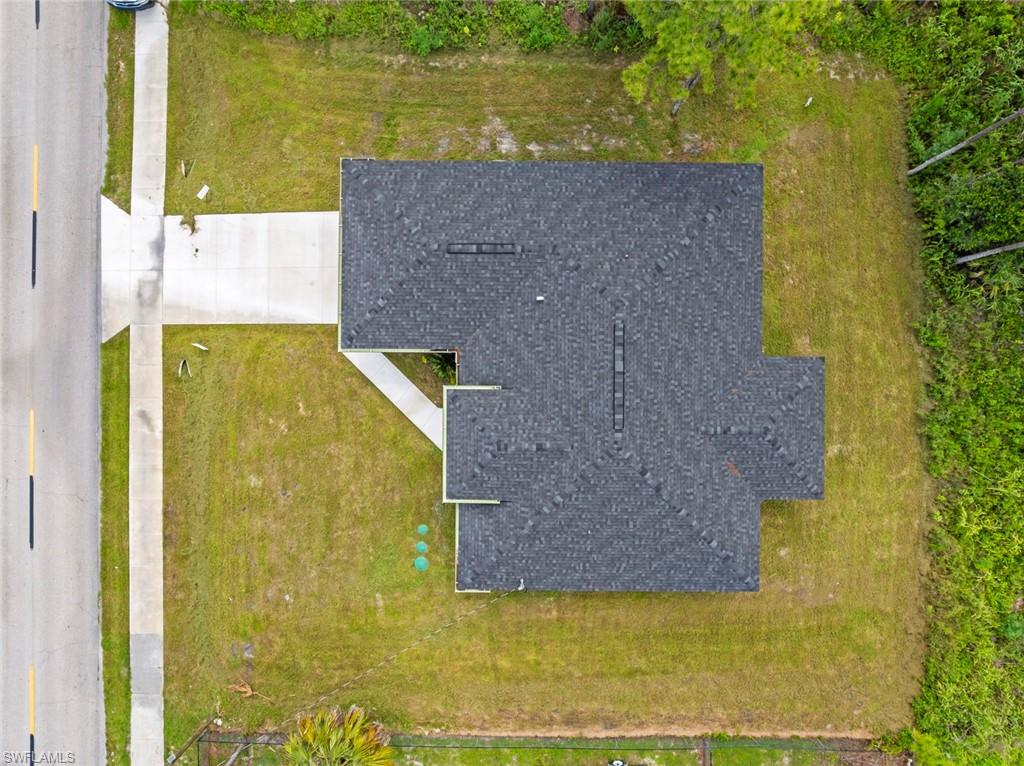103 6th St Property Photo 4