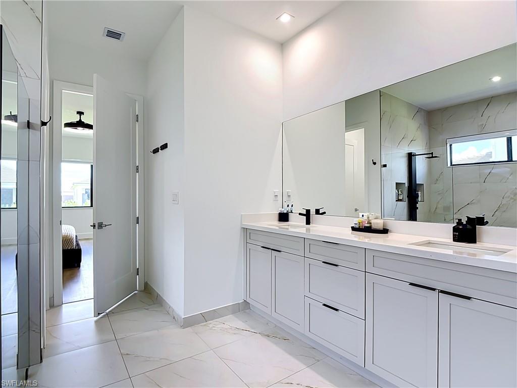 5228 Lamone Ln Property Photo 13