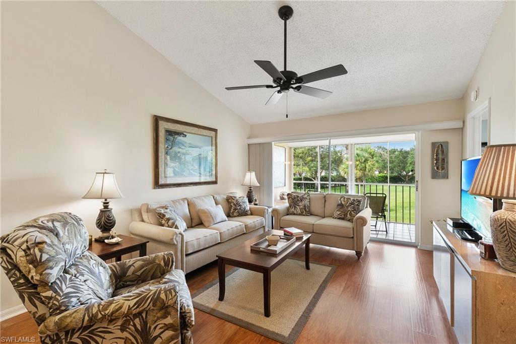 685 Squire Cir 204 Property Photo 5