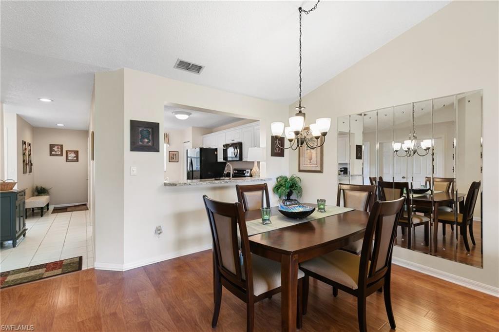 685 Squire Cir 204 Property Photo 8