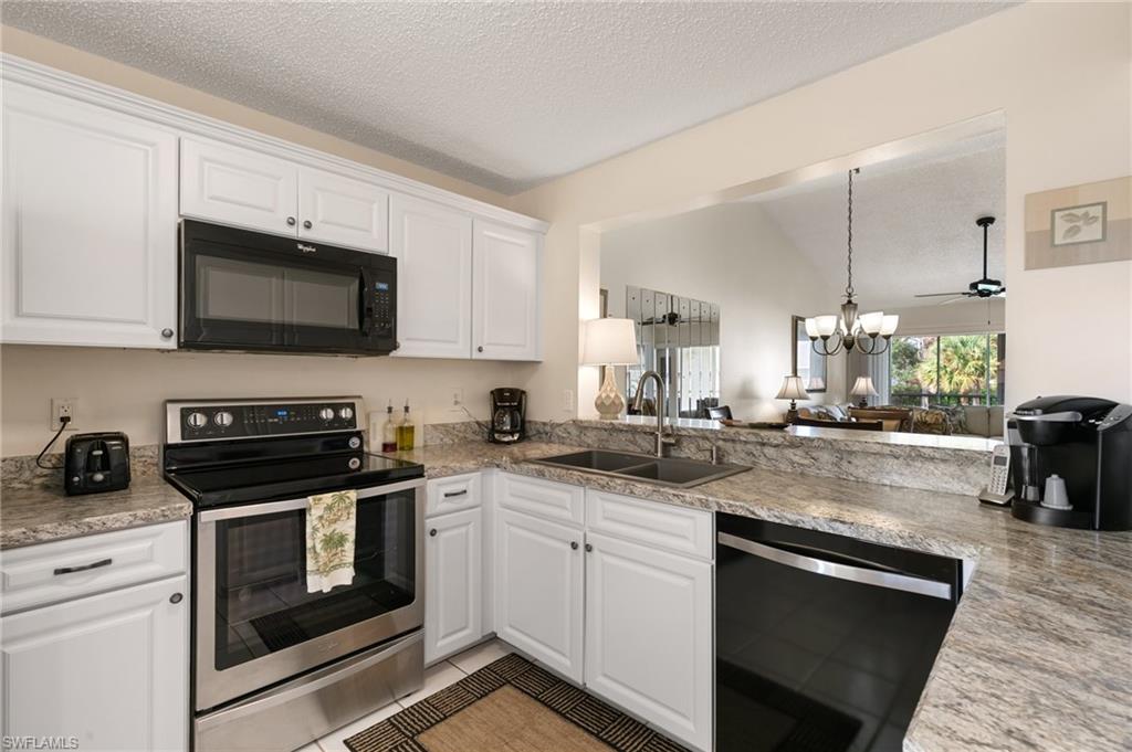 685 Squire Cir 204 Property Photo 10