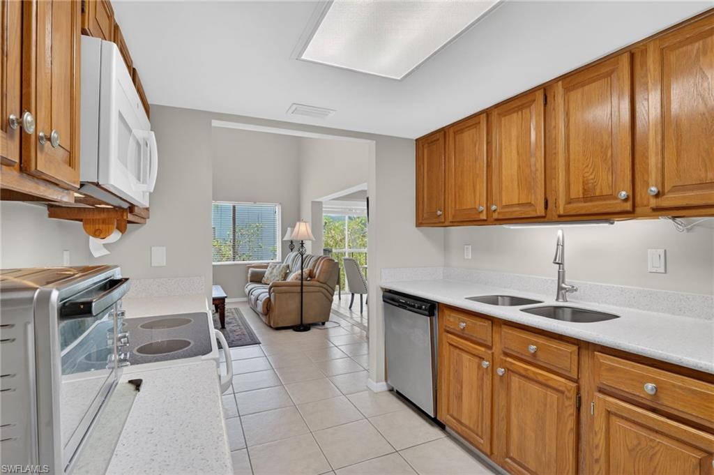 3044 Kings Lake Blvd 7568 Property Photo 12