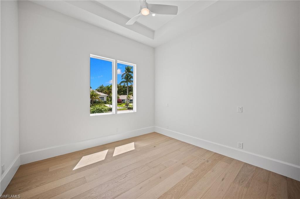 623 Park Shore Dr Property Photo 30